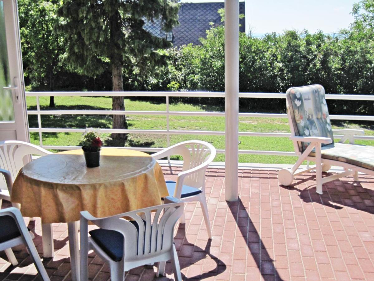 Suele Apartments & Rooms Balatonfured Exterior photo