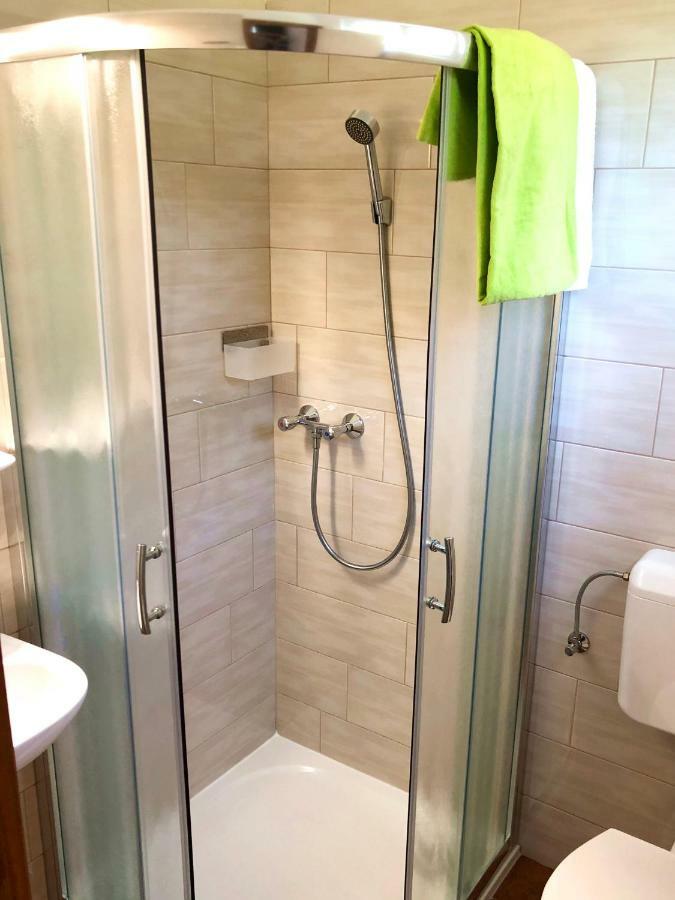 Suele Apartments & Rooms Balatonfured Exterior photo